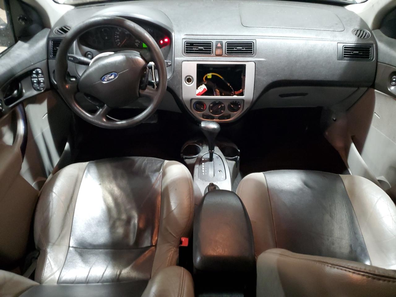2007 Ford Focus - Image 8