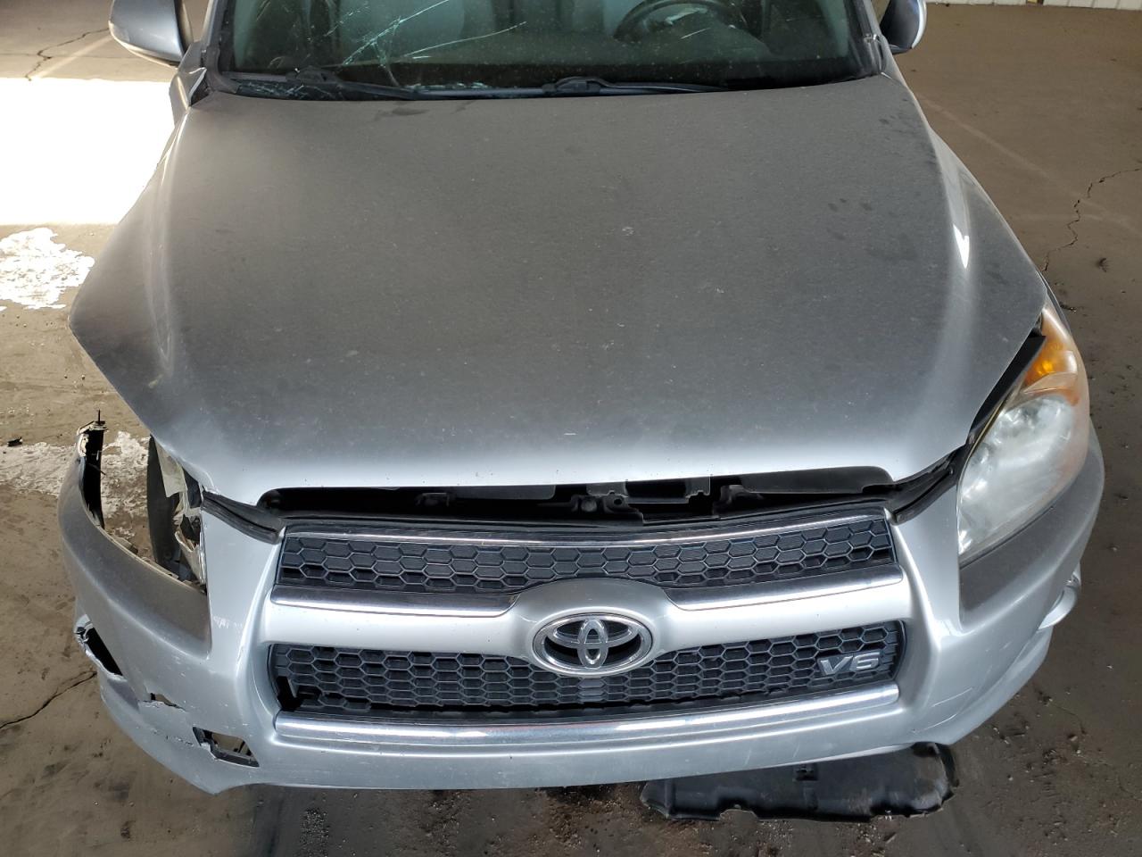 2010 Toyota RAV 4 - Image 11