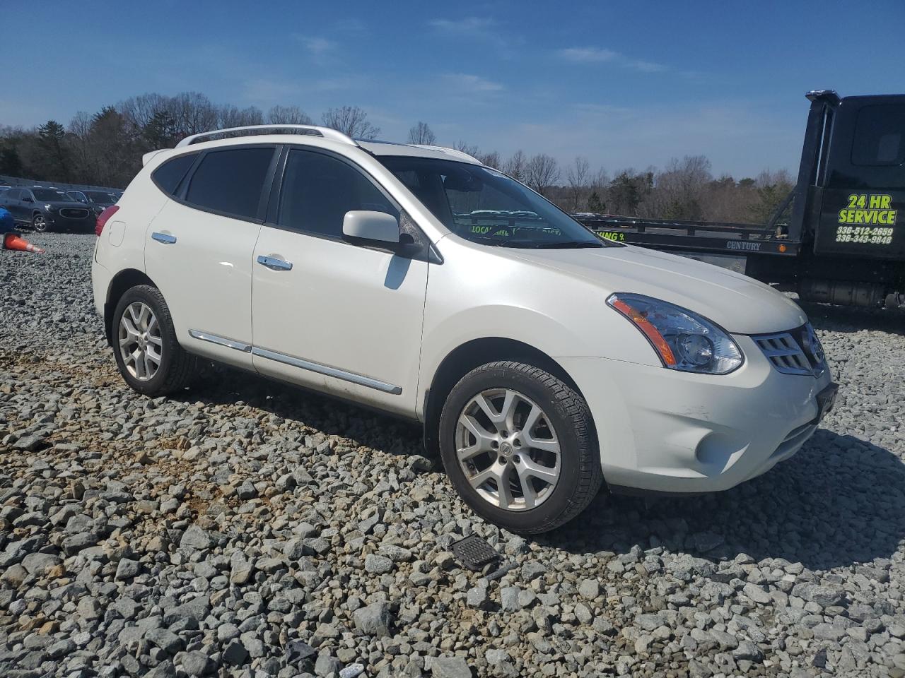 2013 Nissan Rogue - Image 4
