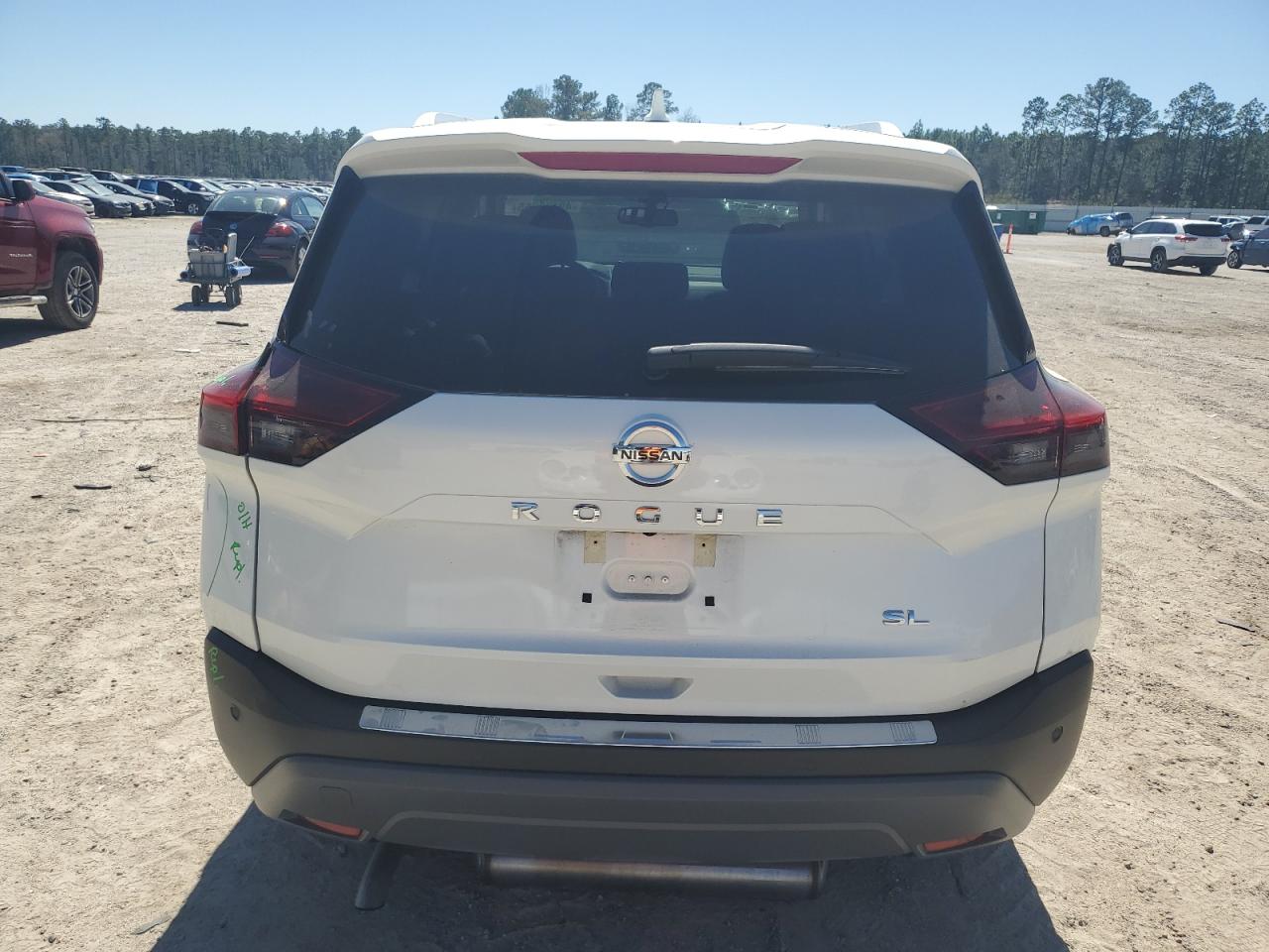 2021 Nissan Rogue - Image 6