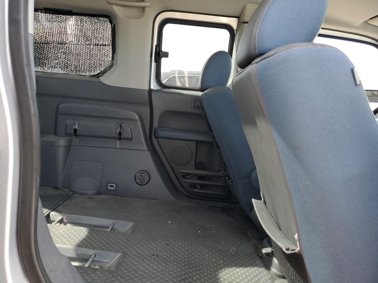 2005 Honda Element - Image 11