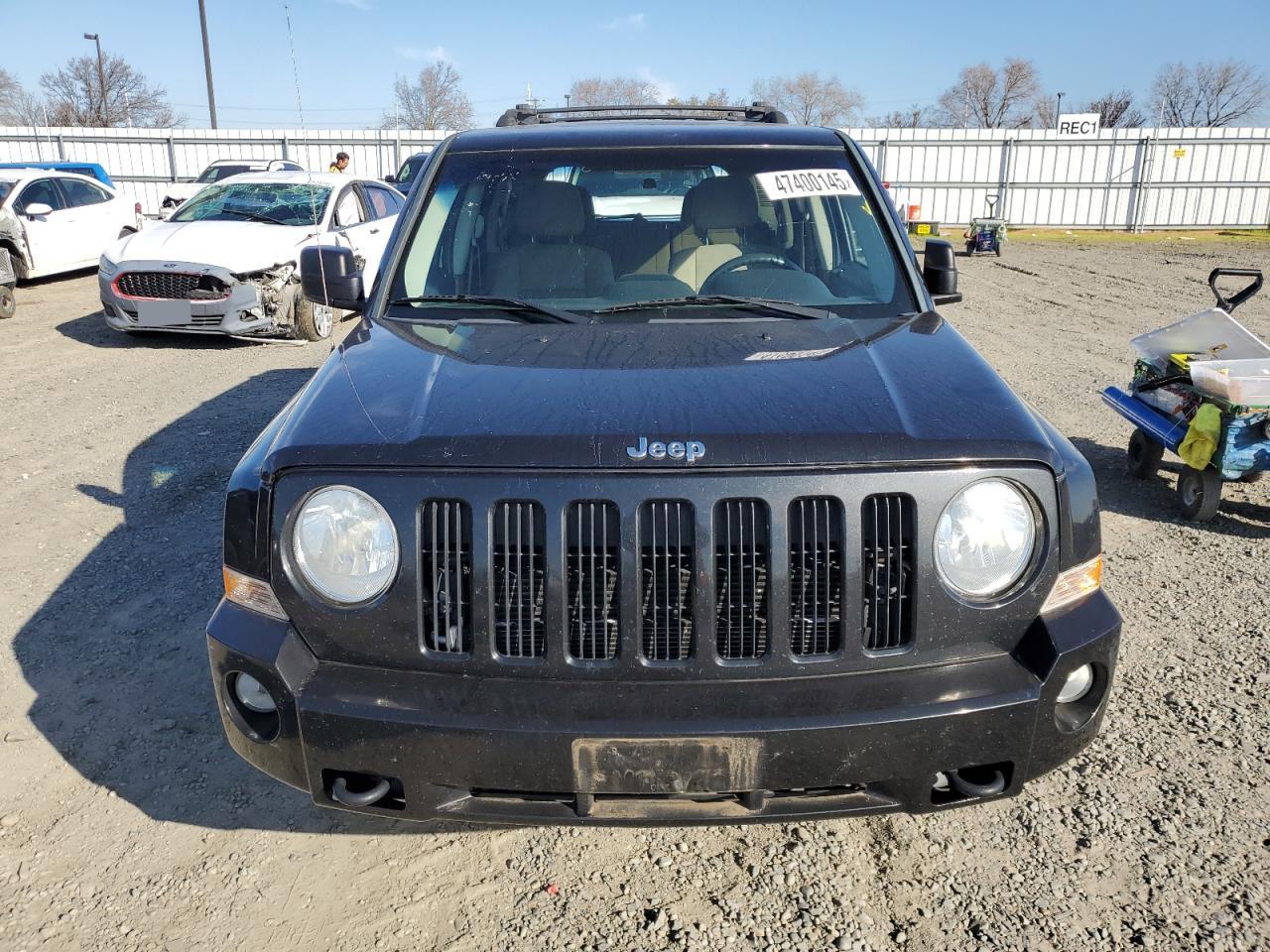 2010 Jeep Liberty (Patriot) - Image 5