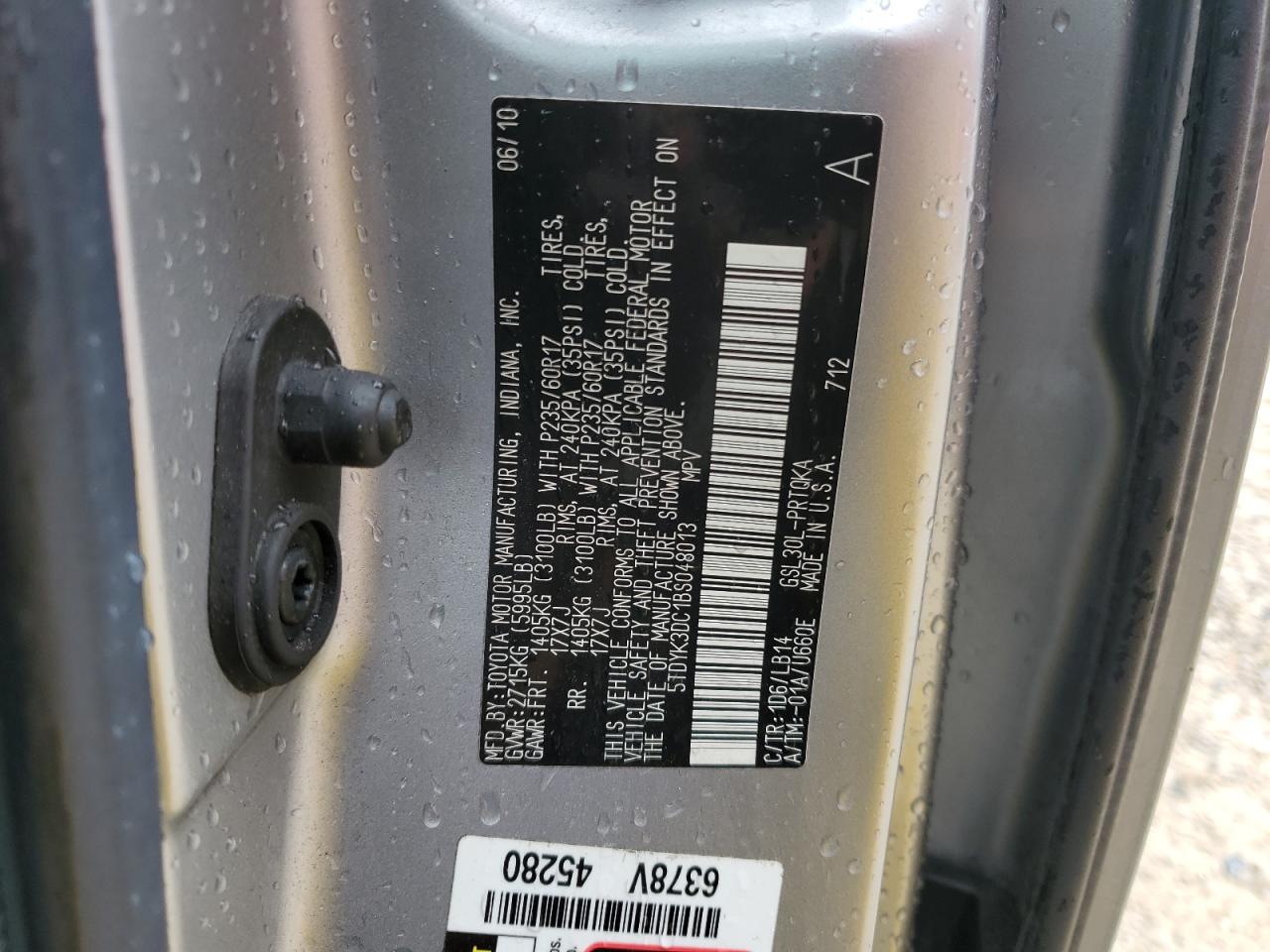 2011 Toyota Sienna - Image 14