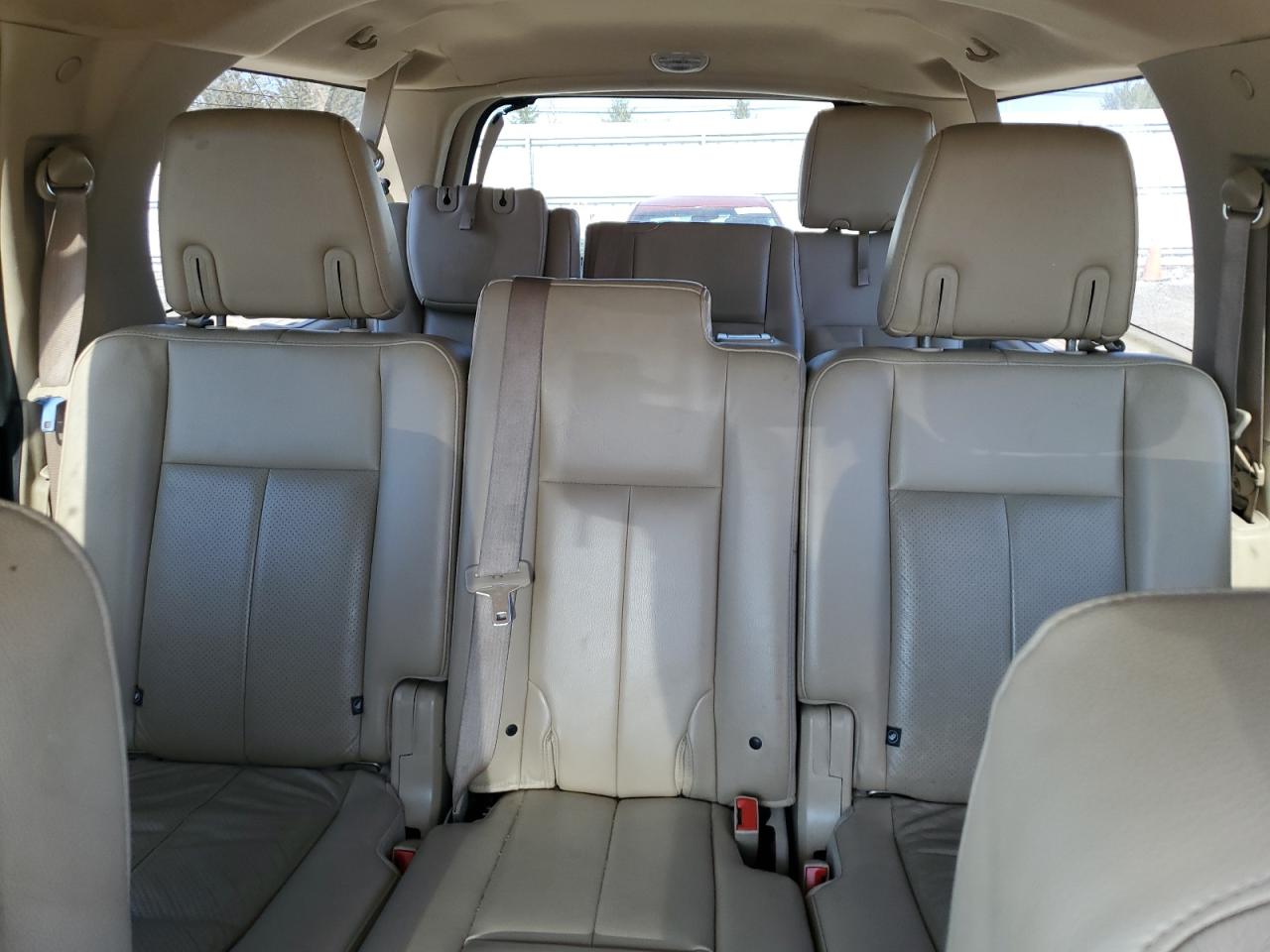 2014 Ford Expedition - Image 10