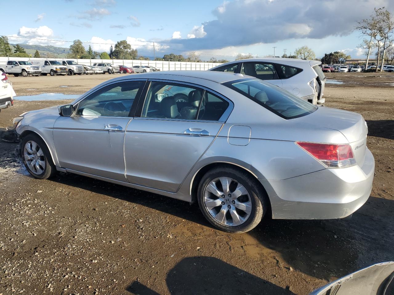 2010 Honda Accord - Image 2