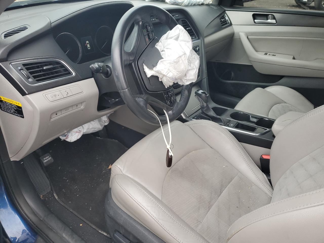 2016 Hyundai Sonata - Image 8