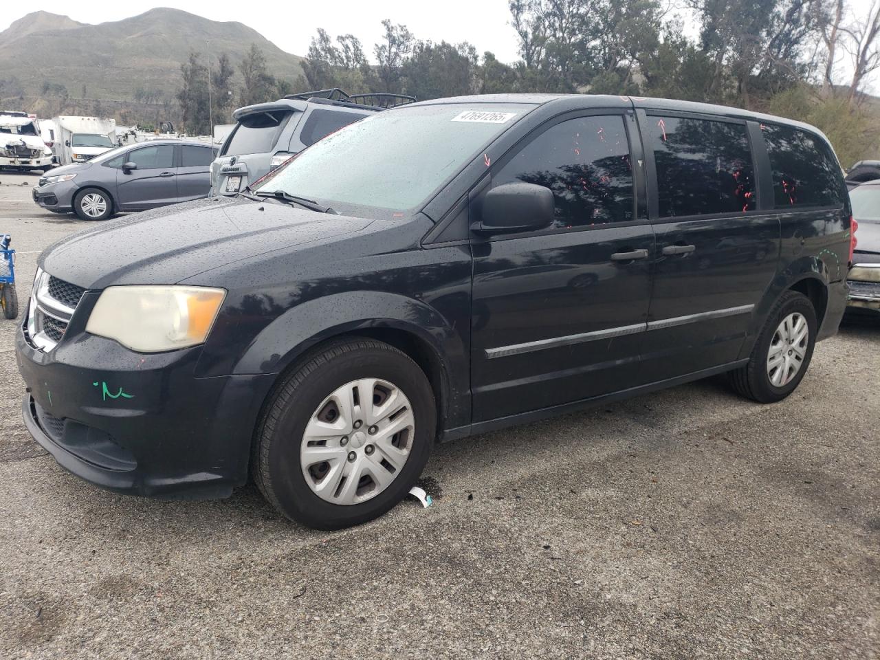 2015 Dodge Caravan - Image 1
