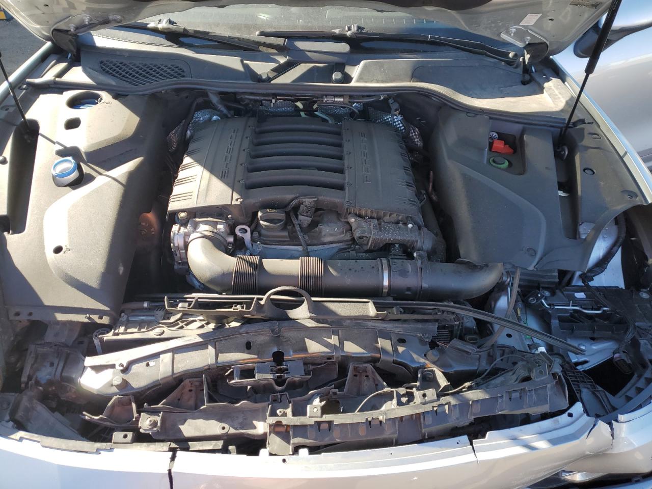 2017 Porsche Cayenne - Image 11
