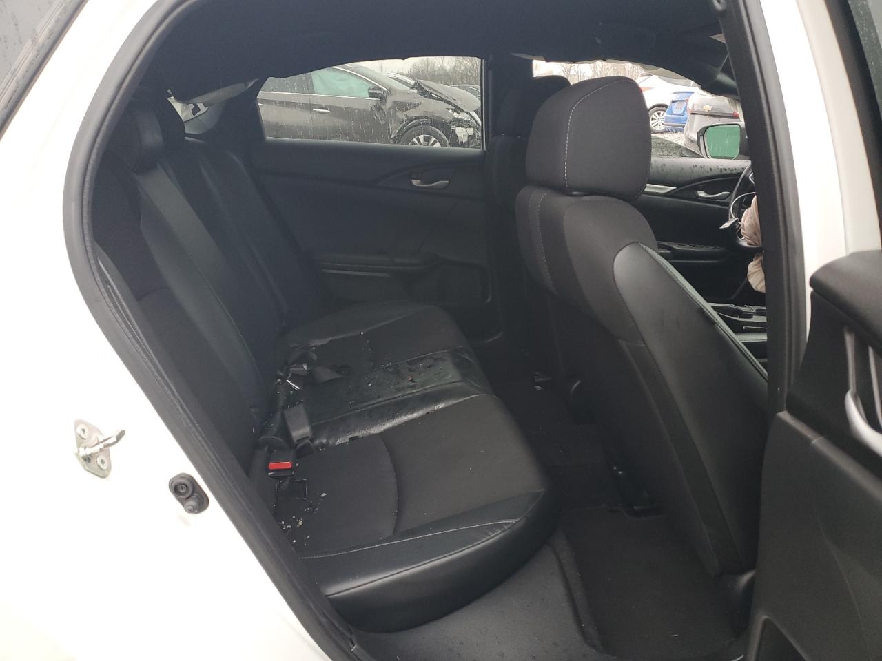 2019 Honda Civic - Image 11