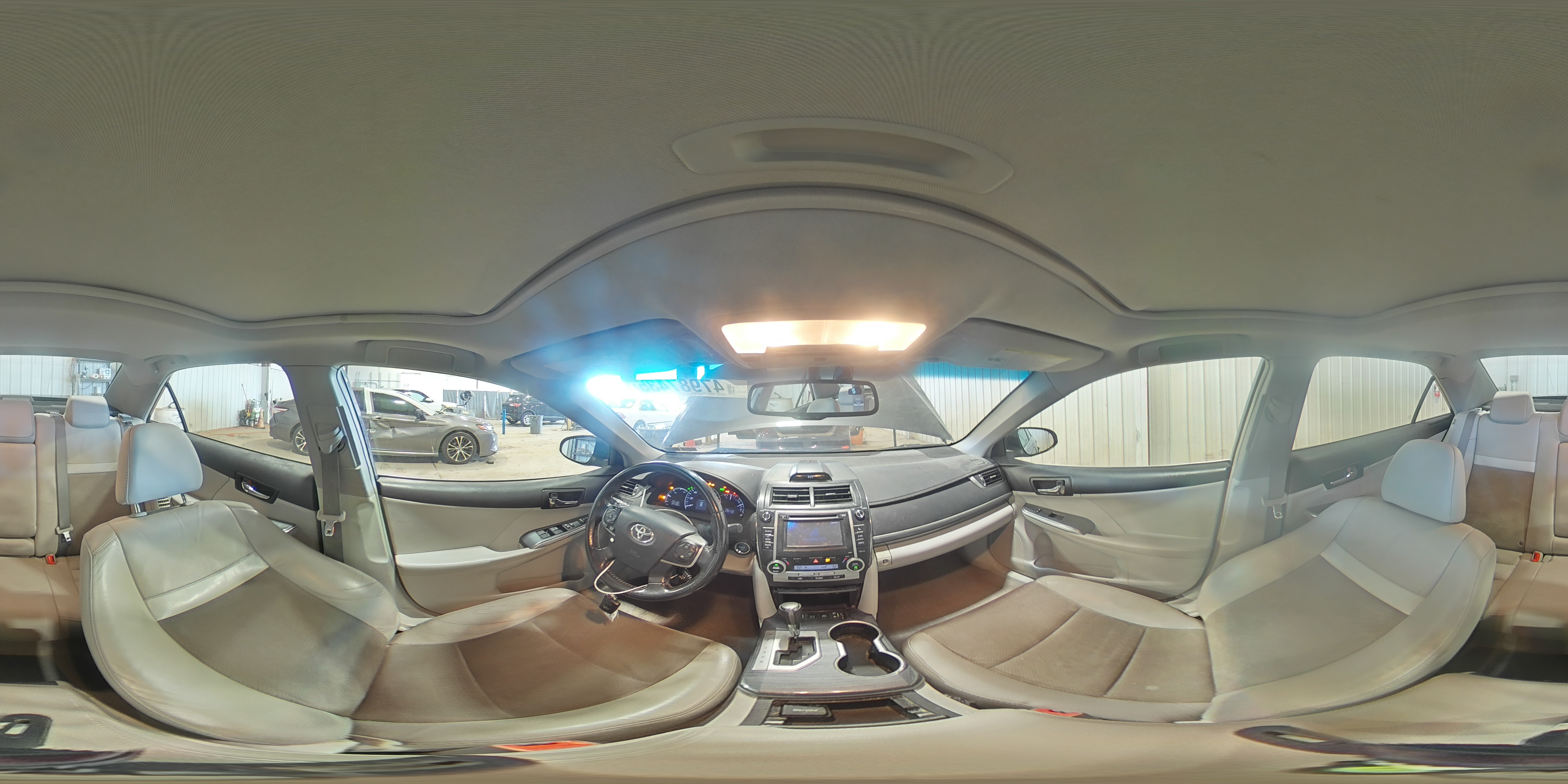 2012 Toyota Camry - Image 14