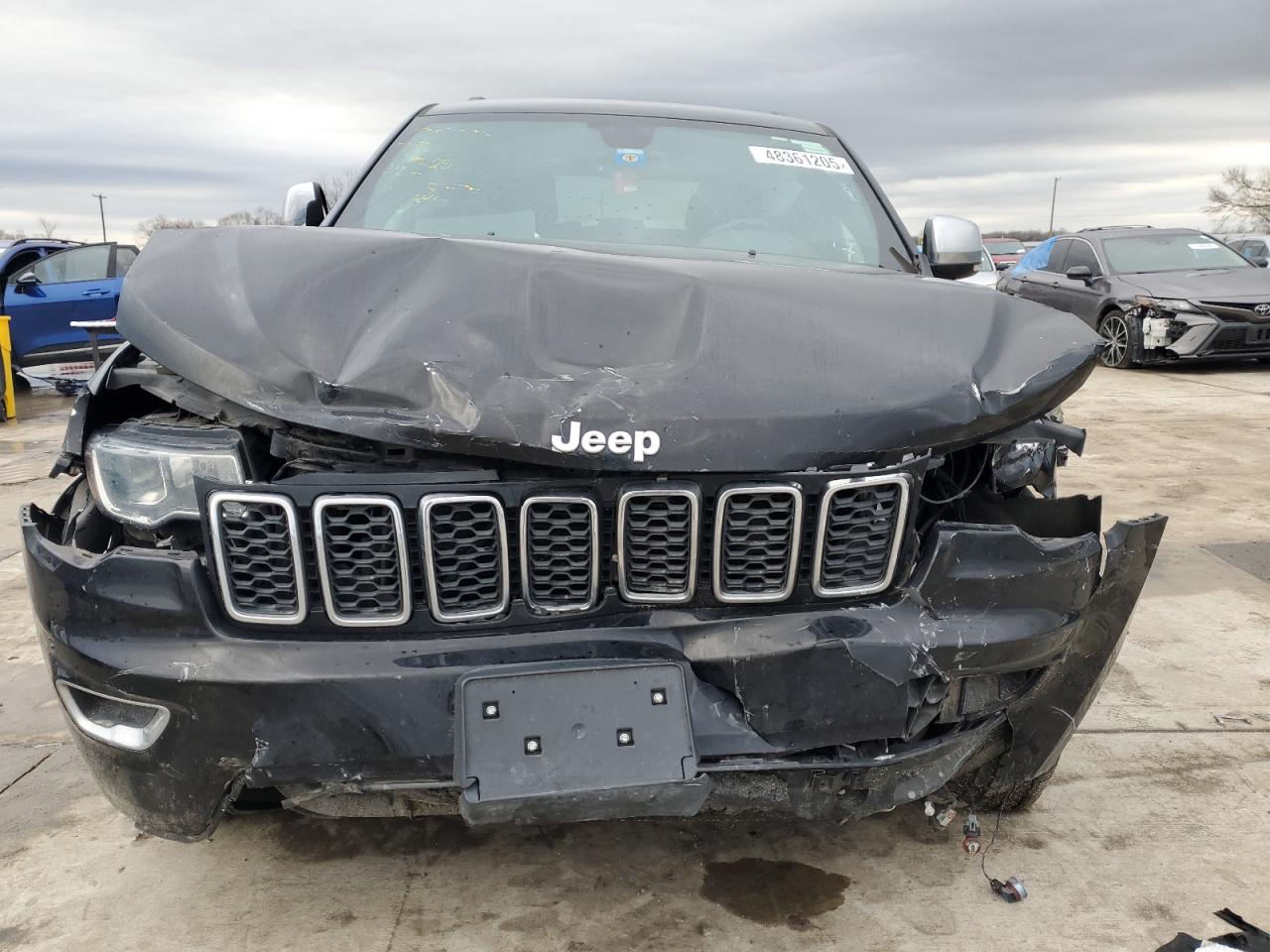 2018 Jeep Grand Cherokee - Image 5