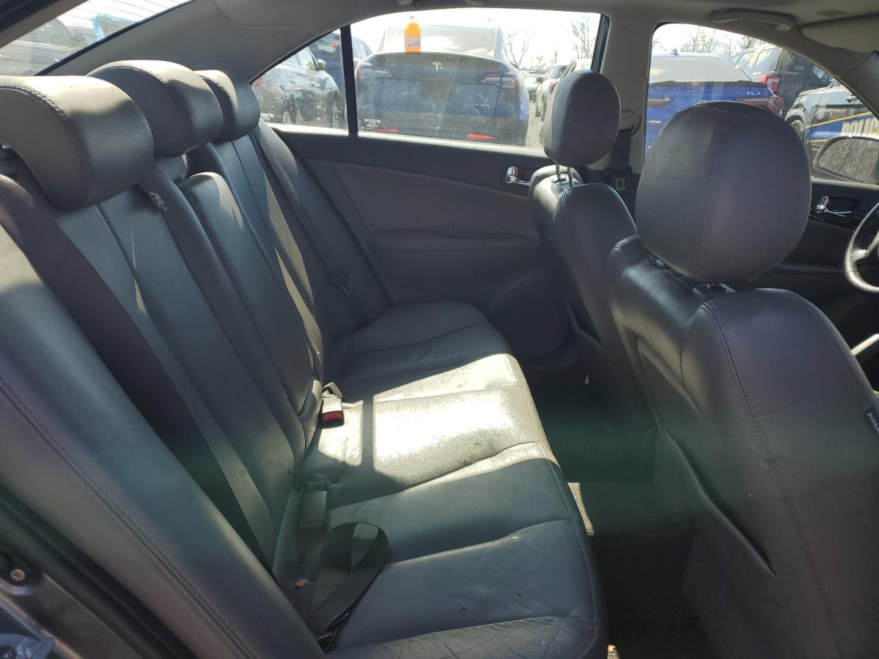 2009 Hyundai Sonata - Image 10