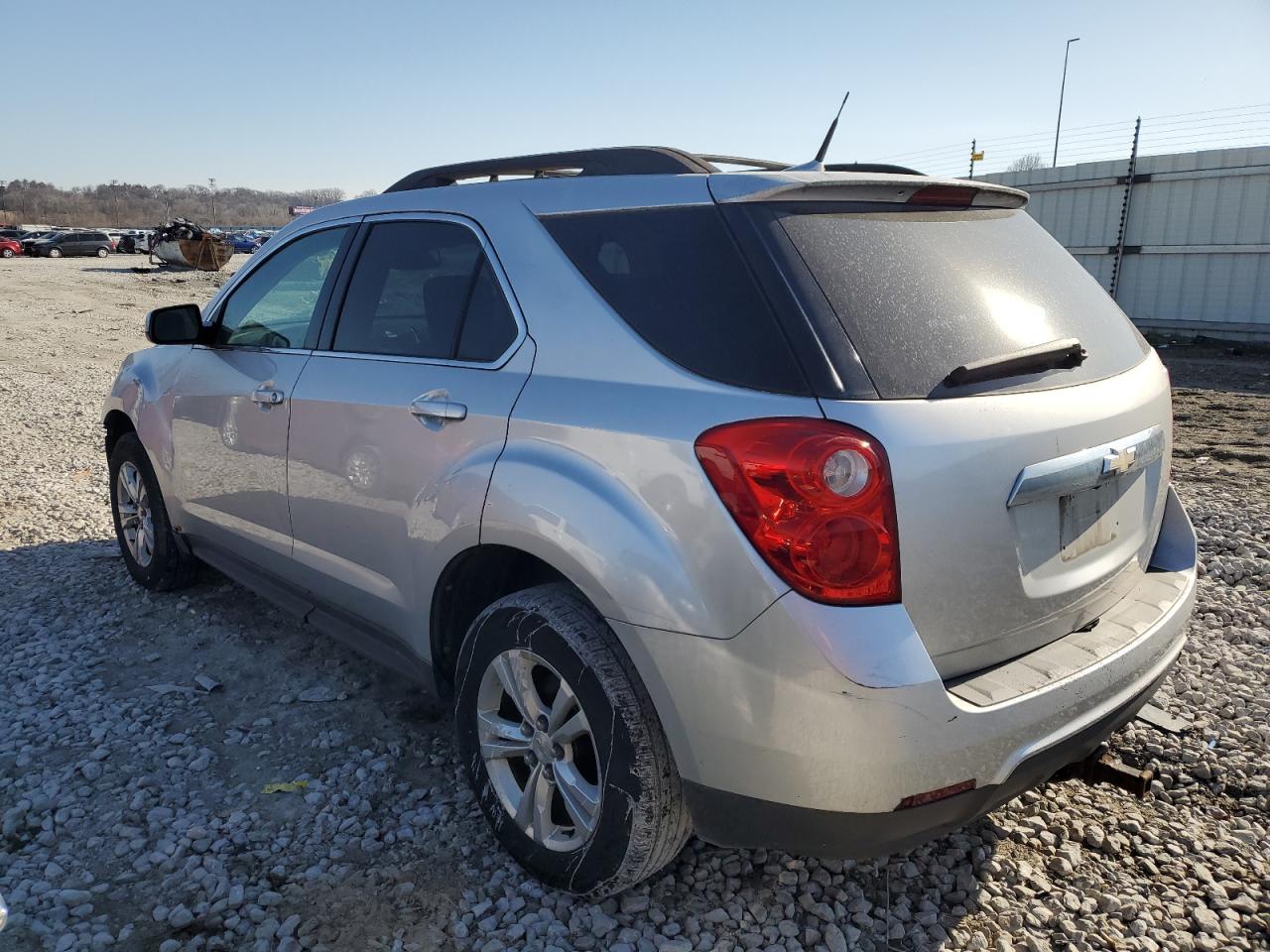 2011 Chevrolet Equinox - Image 2