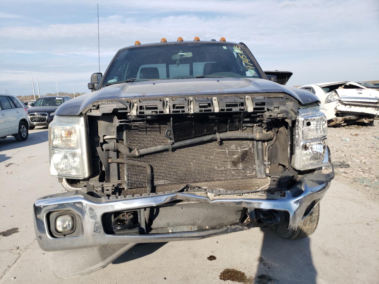 2013 Ford F350 - Image 5