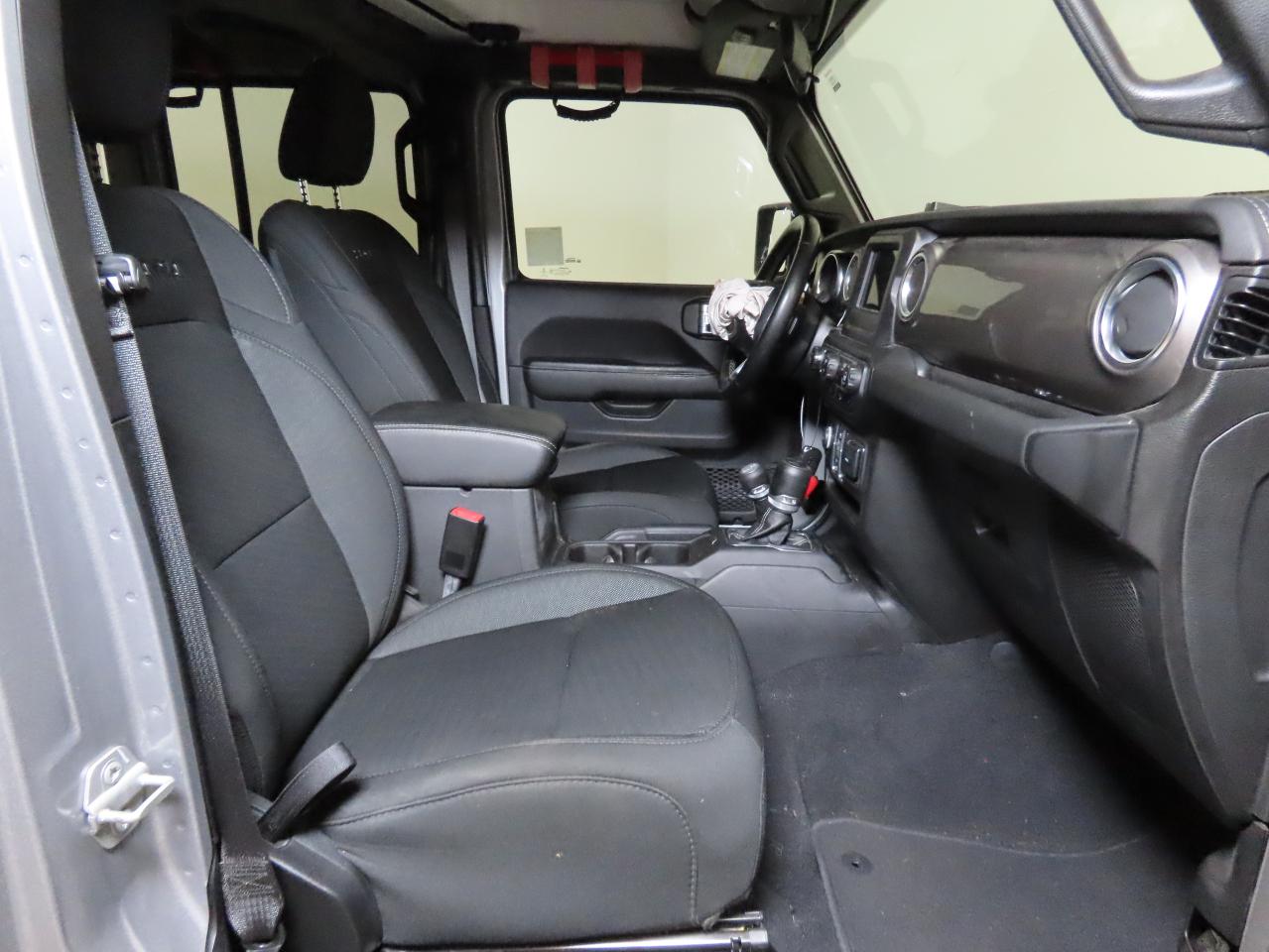 2020 Jeep Wrangler - Image 5