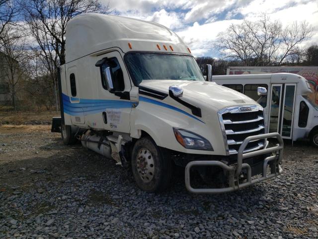 2020 Freightliner Cascadia Semi Truck
