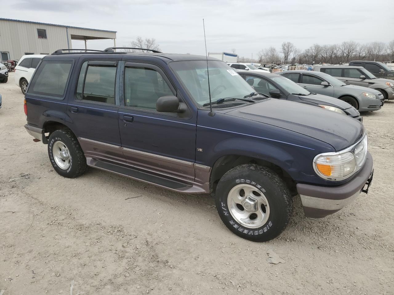 1996 Ford Explorer - Image 4