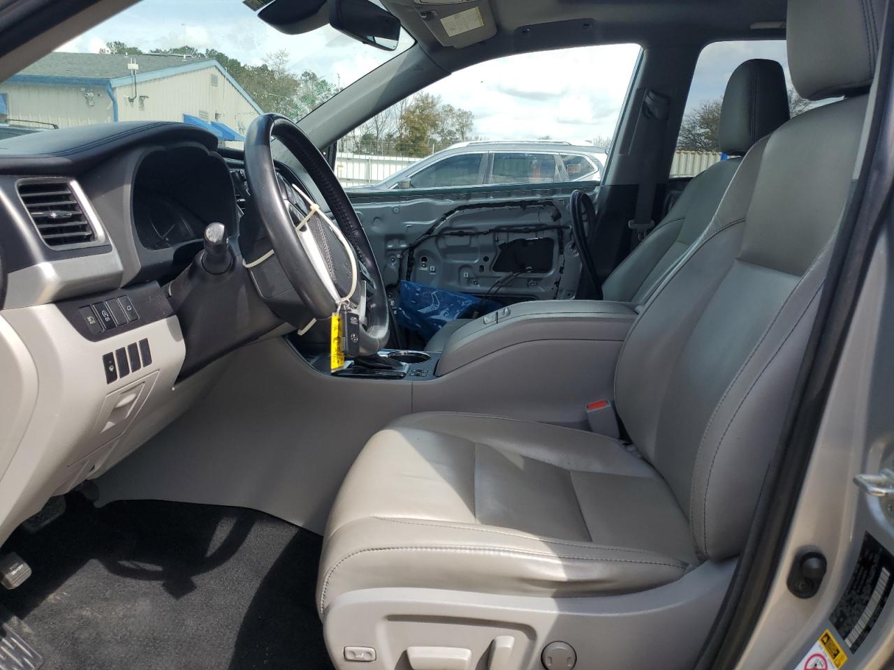 2018 Toyota Highlander - Image 7