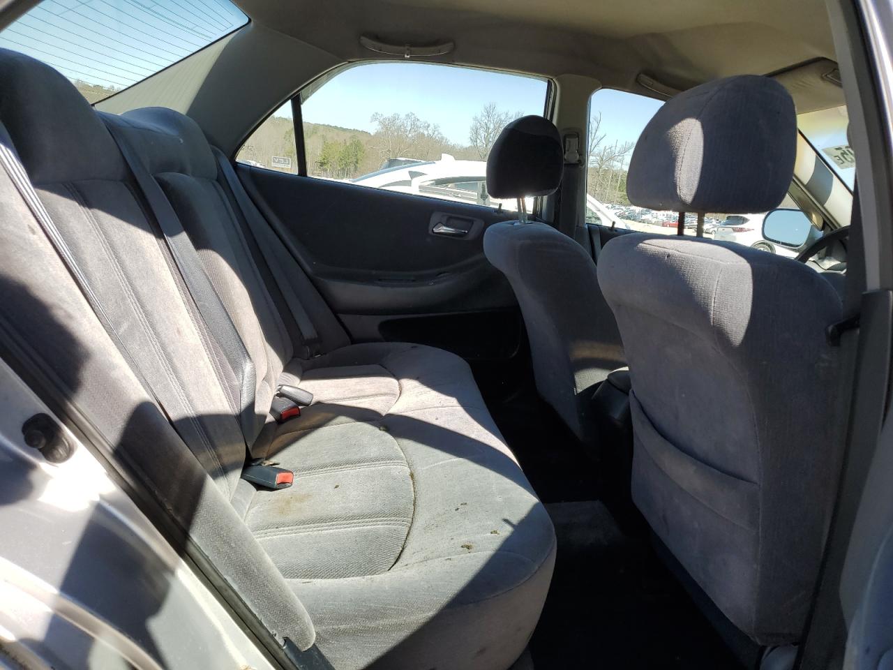 2000 Honda Accord - Image 10