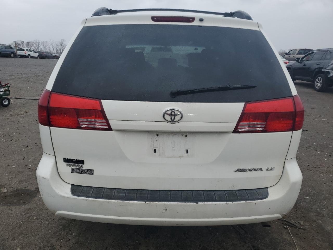 2005 Toyota Sienna - Image 6