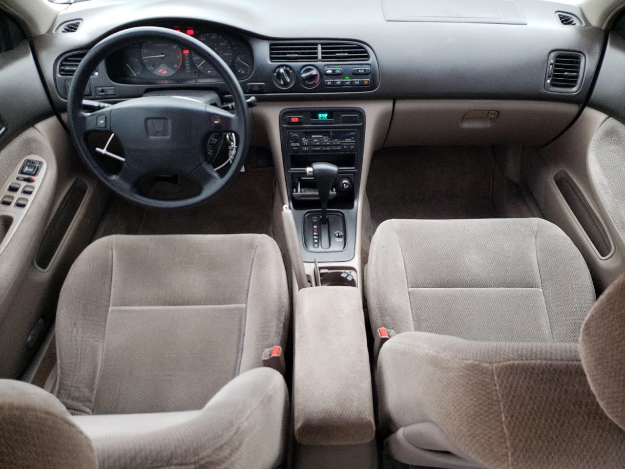 1996 Honda Accord - Image 8