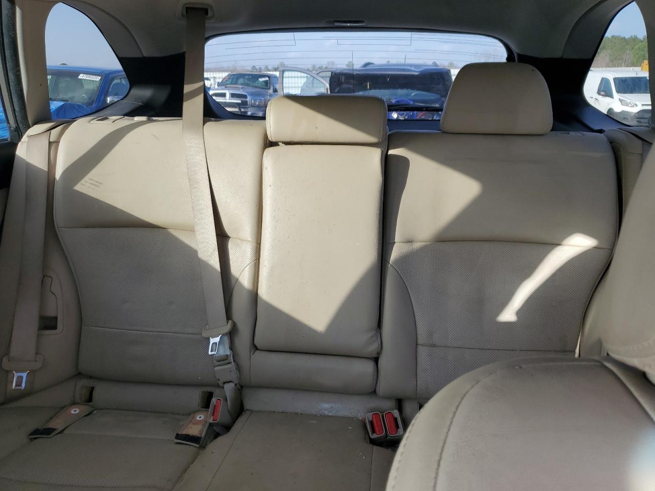 2015 Subaru Outback - Image 10