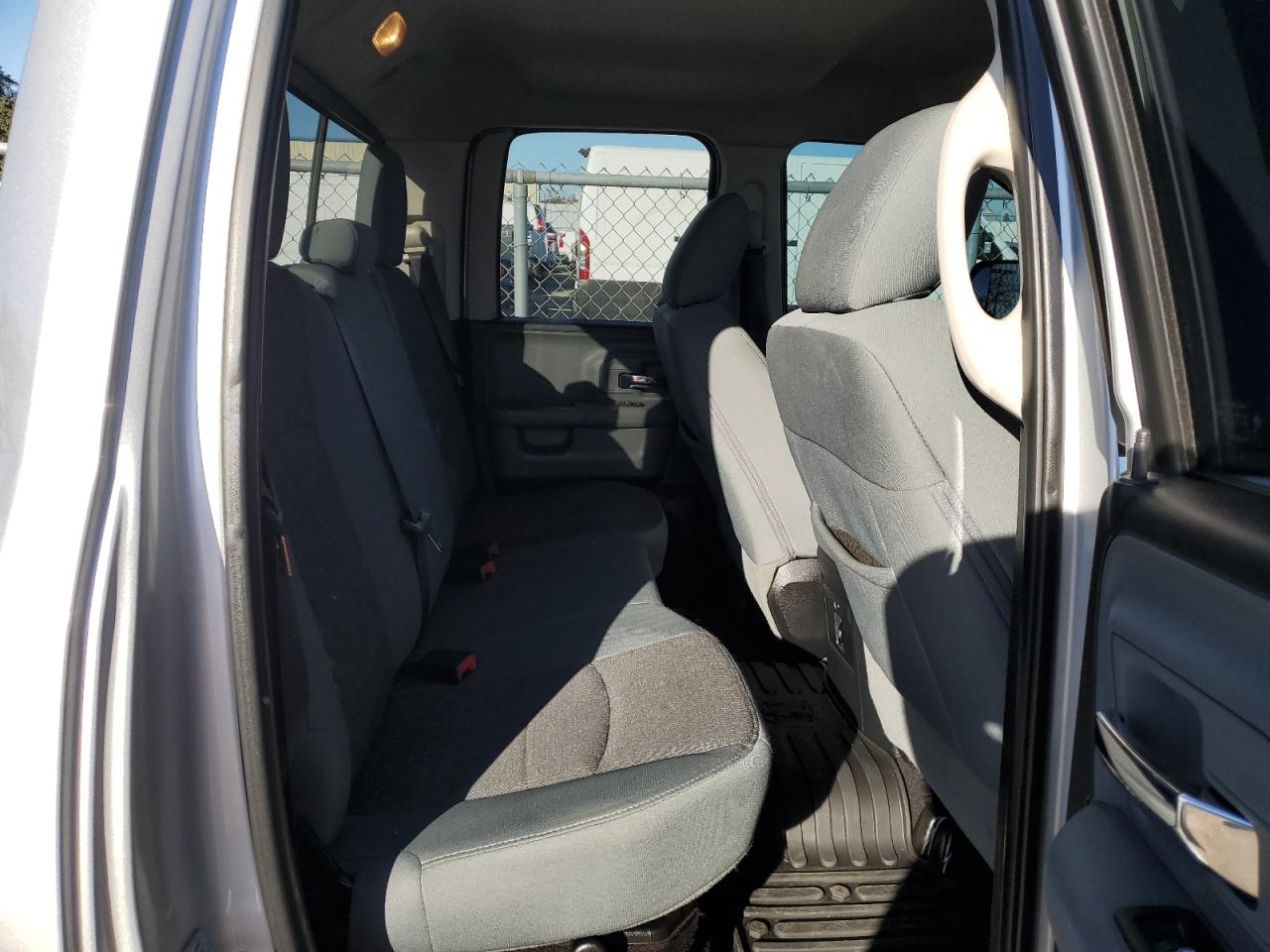 2017 RAM 1500 - Image 10