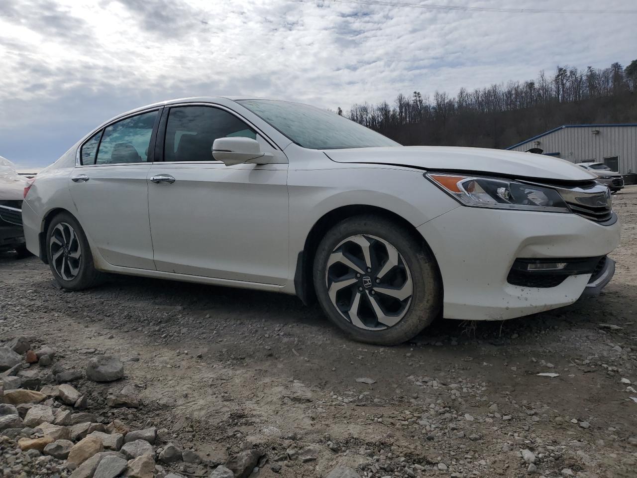 2017 Honda Accord - Image 4