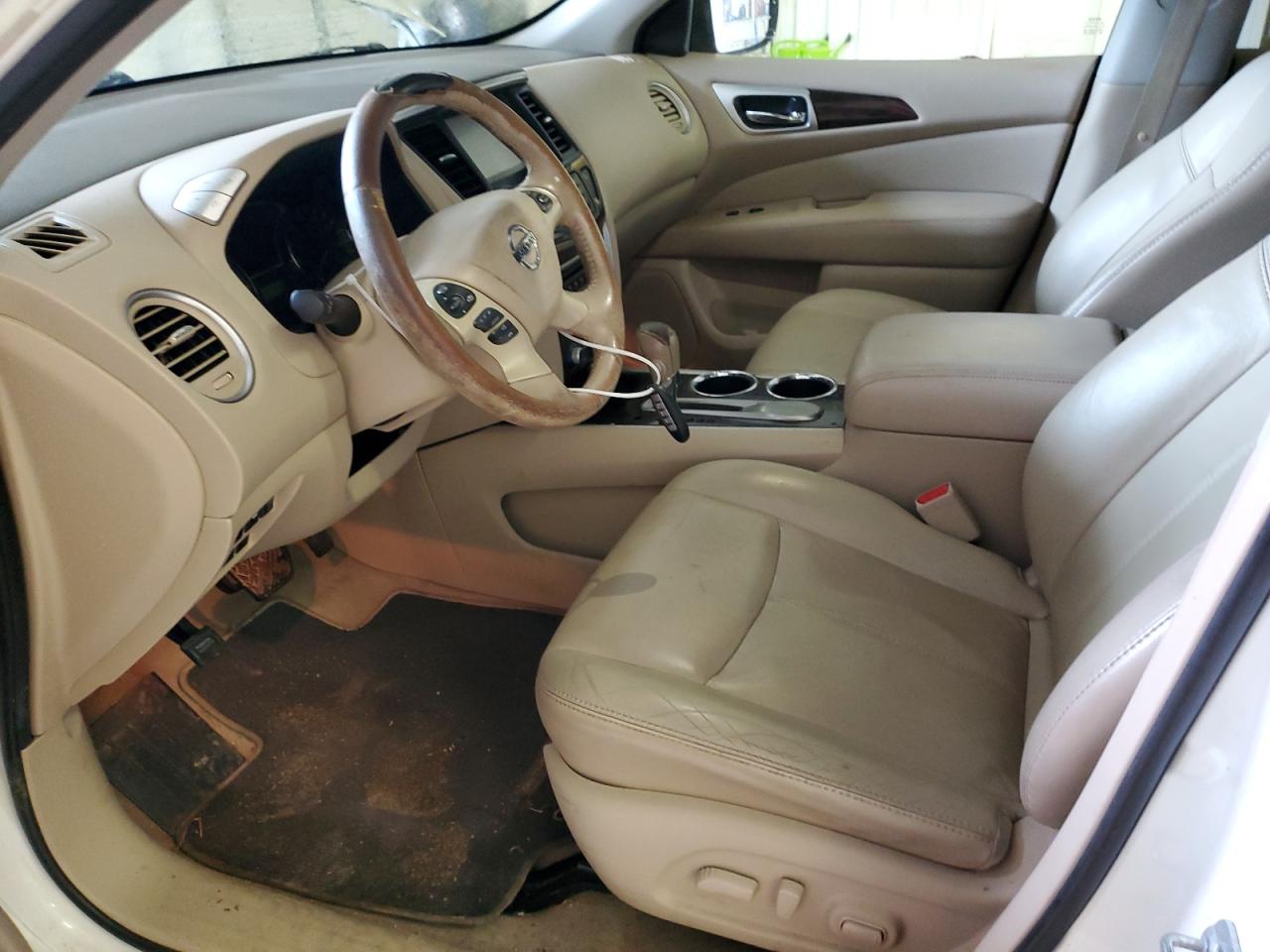 2014 Nissan Pathfinder - Image 7