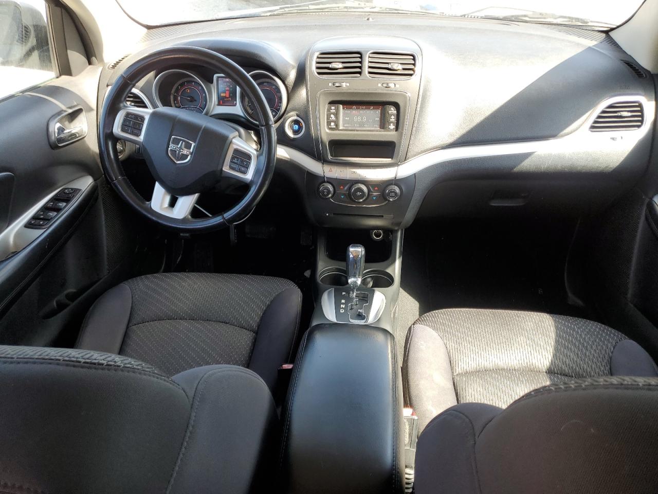 2013 Dodge Journey - Image 8