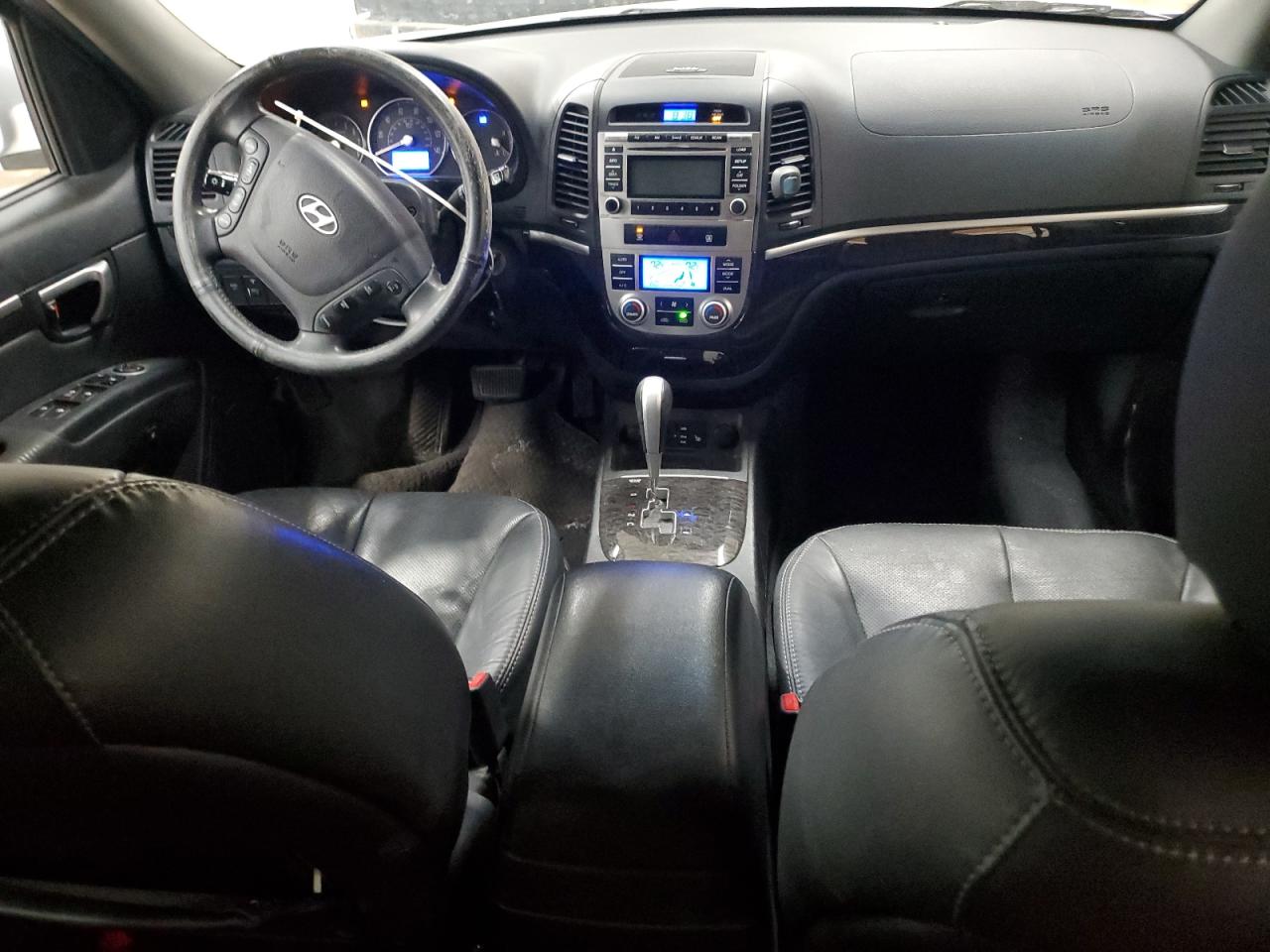 2009 Hyundai Santa Fe - Image 8