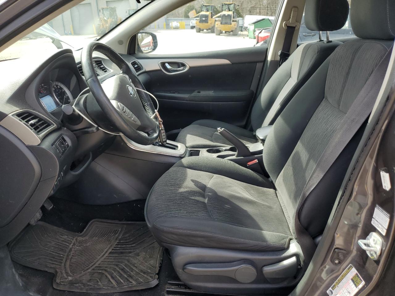 2015 Nissan Sentra - Image 7