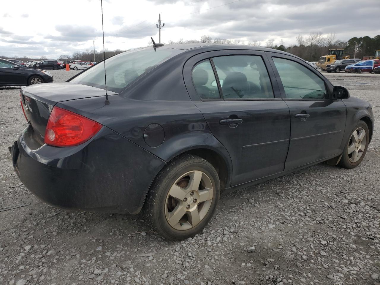 2010 Chevrolet Cobalt - Image 3