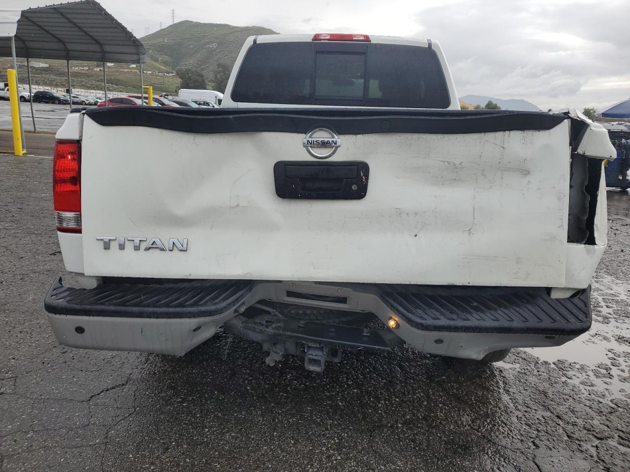 2013 Nissan Titan - Image 6