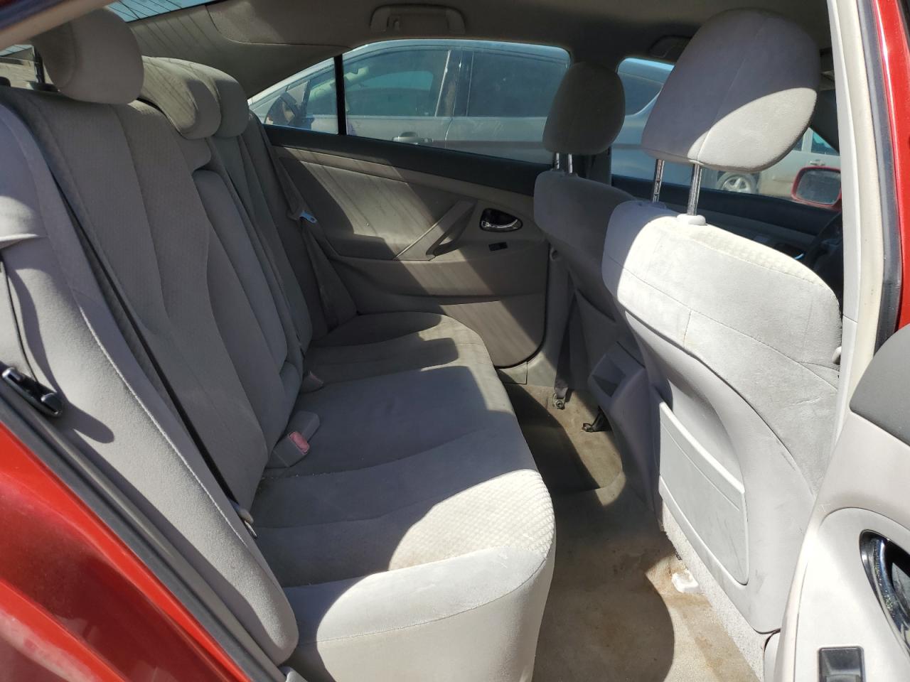 2009 Toyota Camry - Image 10