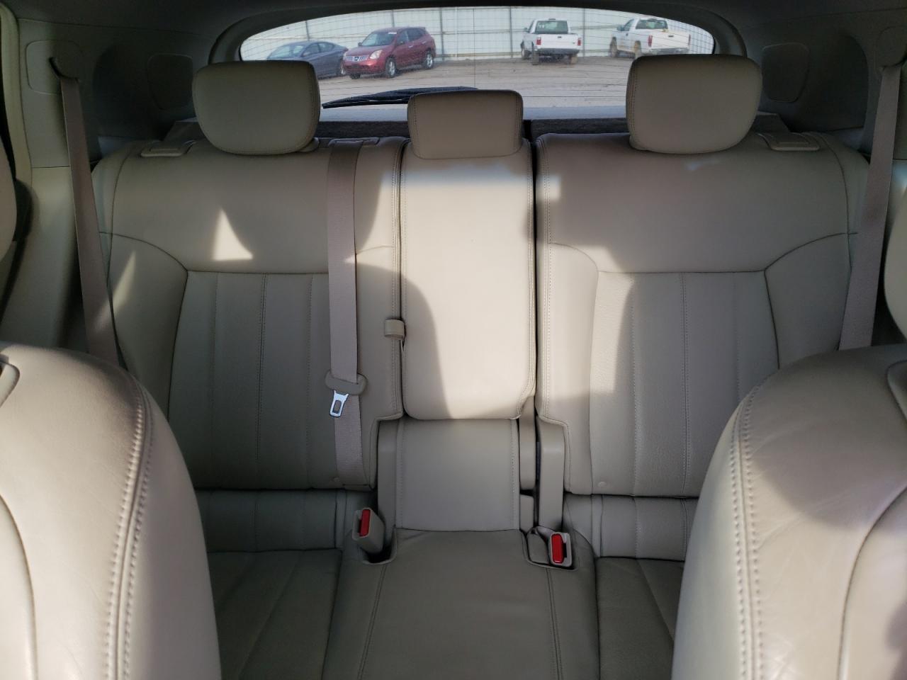 2014 Infiniti QX70 - Image 10