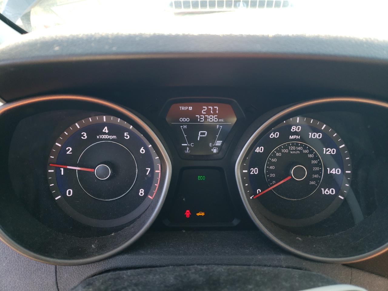 2013 Hyundai Elantra - Image 9