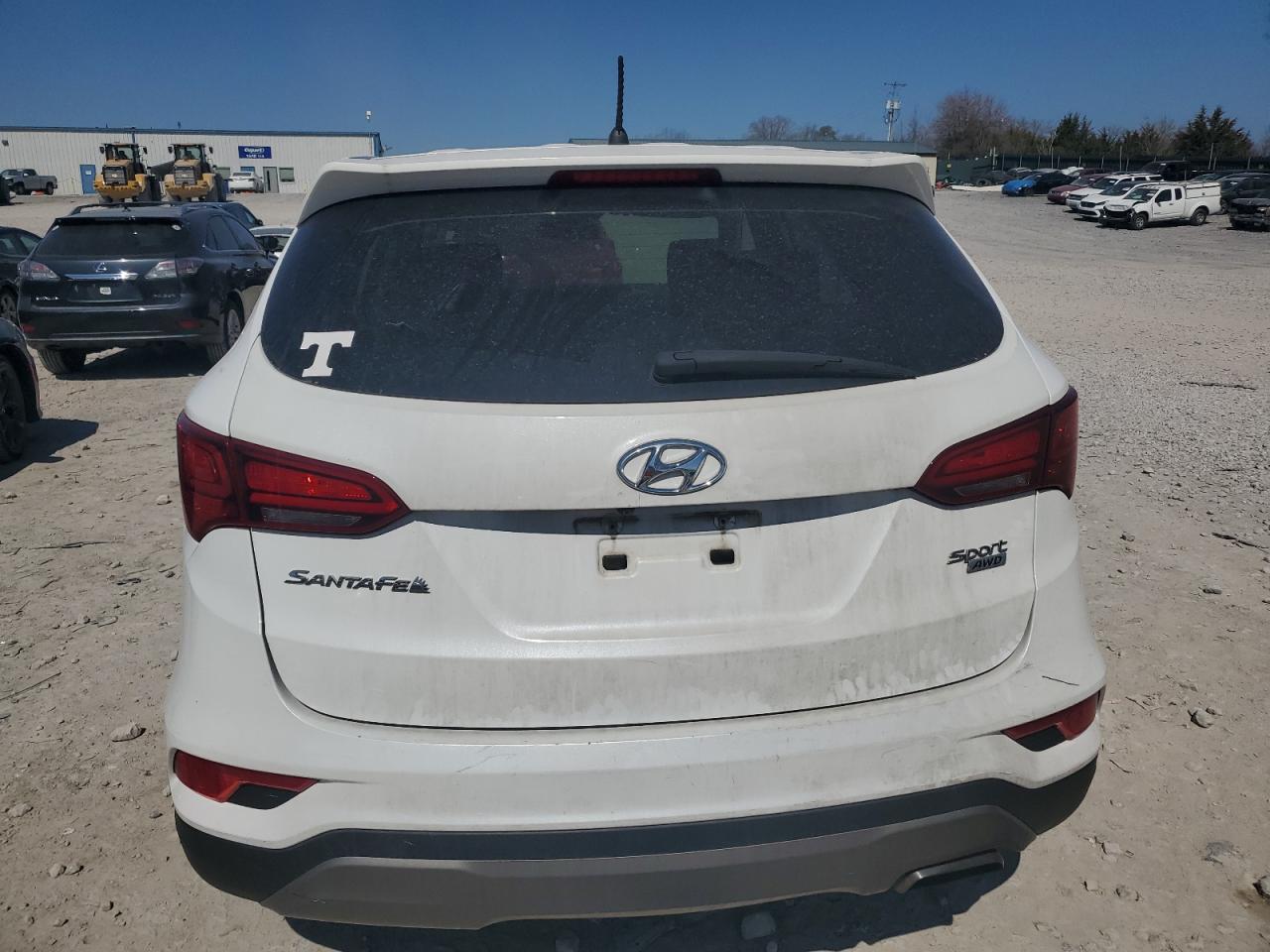 2018 Hyundai Santa Fe - Image 6
