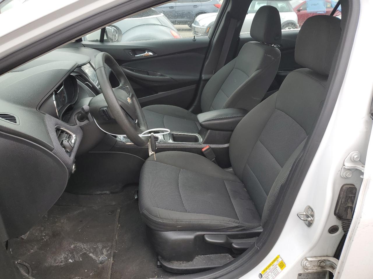 2017 Chevrolet Cruze - Image 7