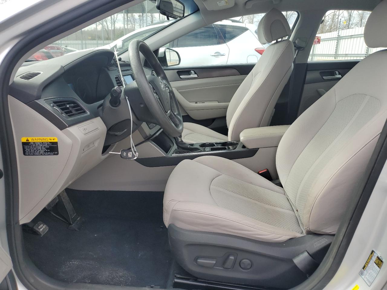 2015 Hyundai Sonata - Image 7