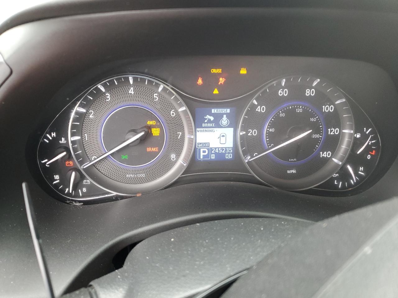 2012 Infiniti QX56 - Image 9