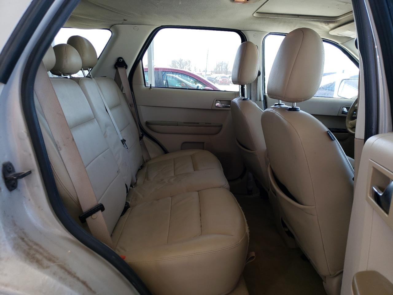 2008 Ford Escape - Image 11