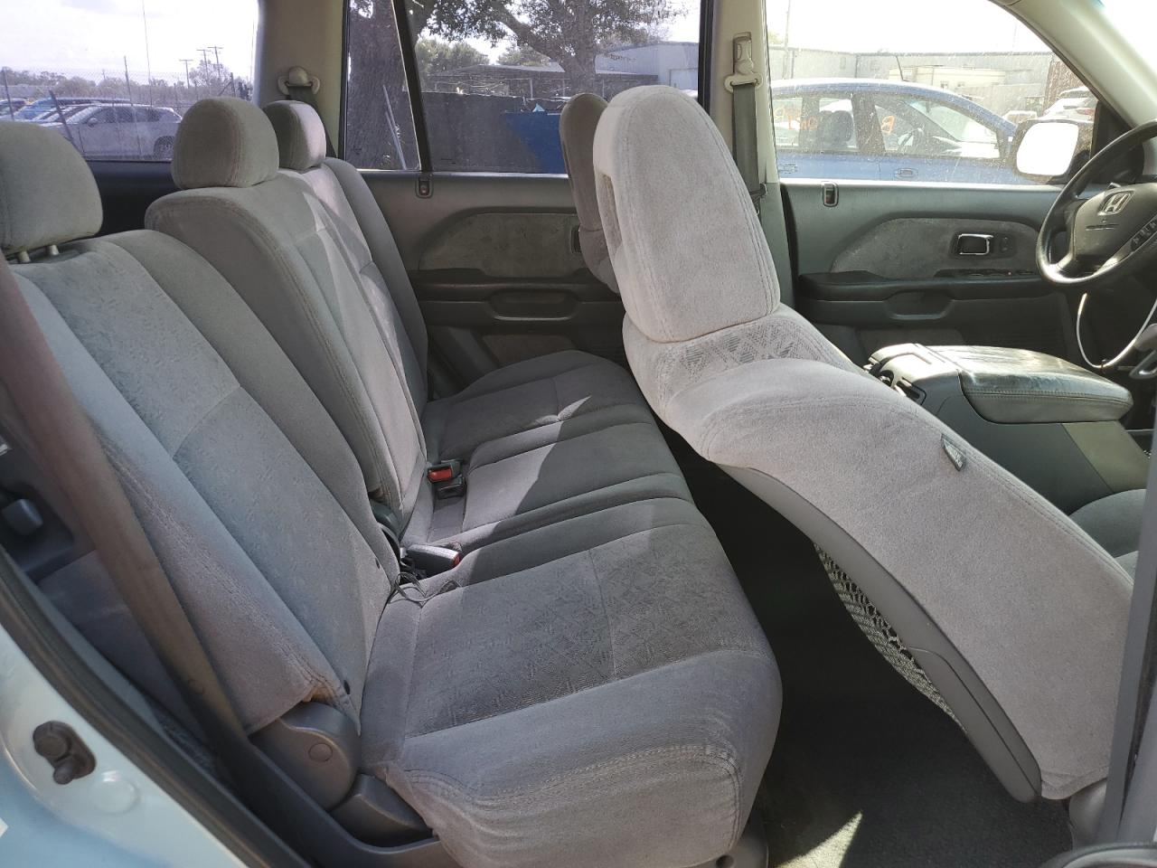 2003 Honda Pilot - Image 11