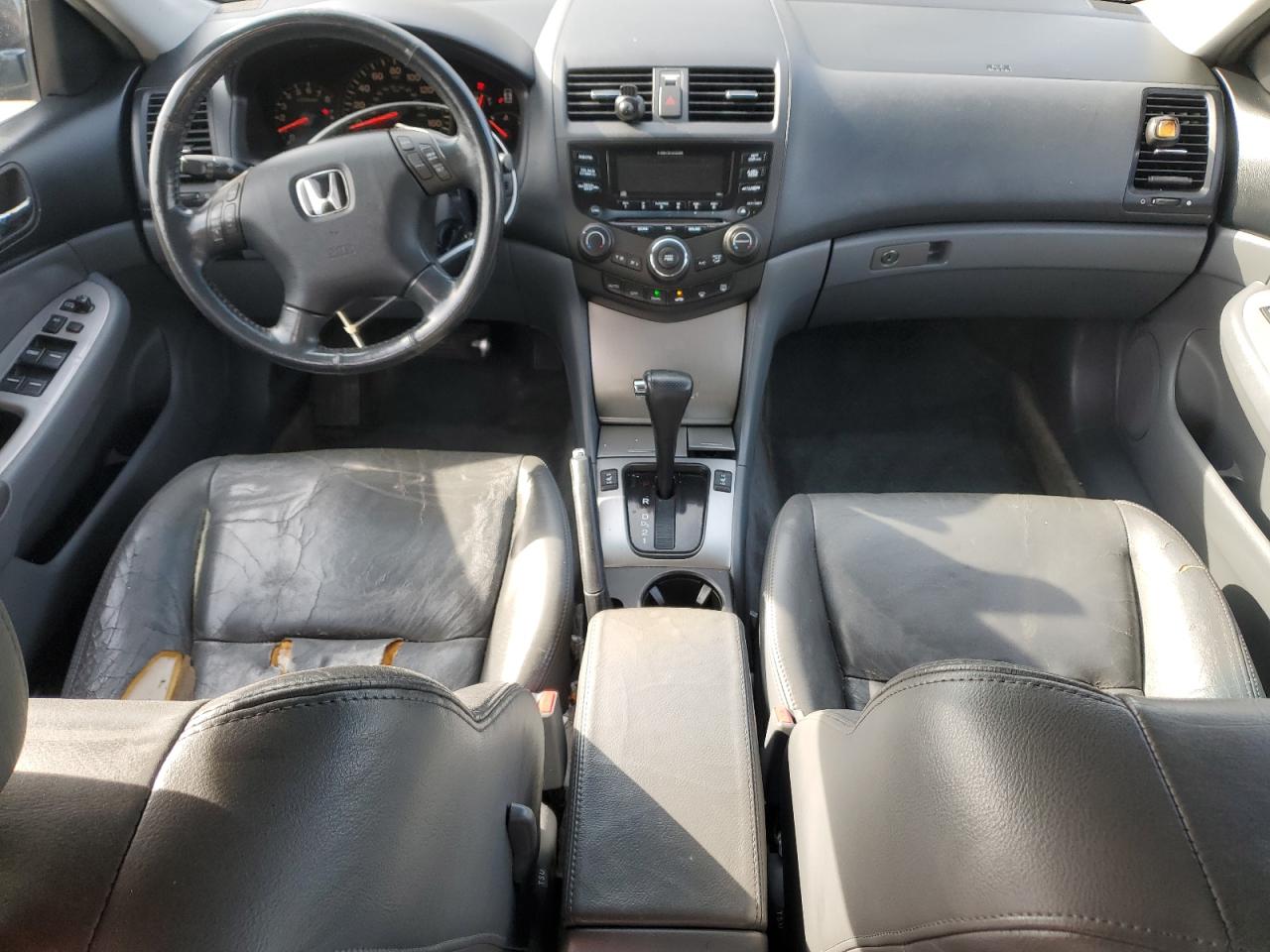 2005 Honda Accord - Image 8