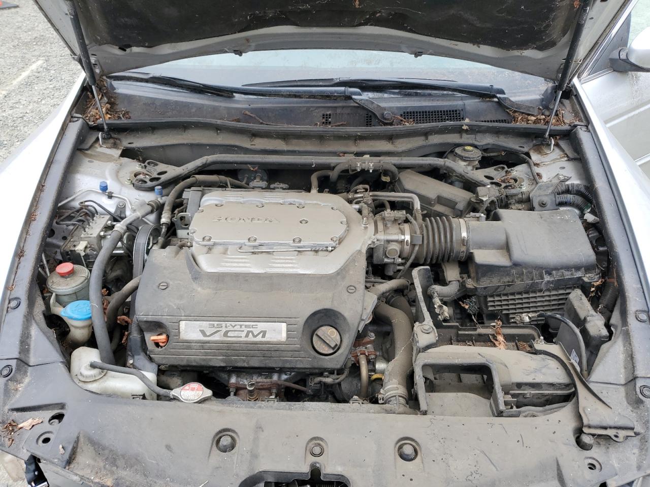 2012 Honda Accord - Image 12