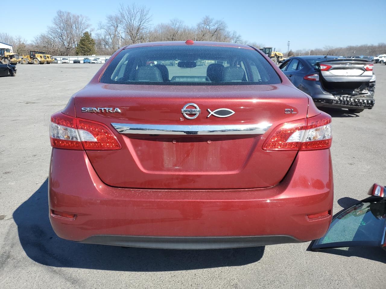 2015 Nissan Sentra - Image 6