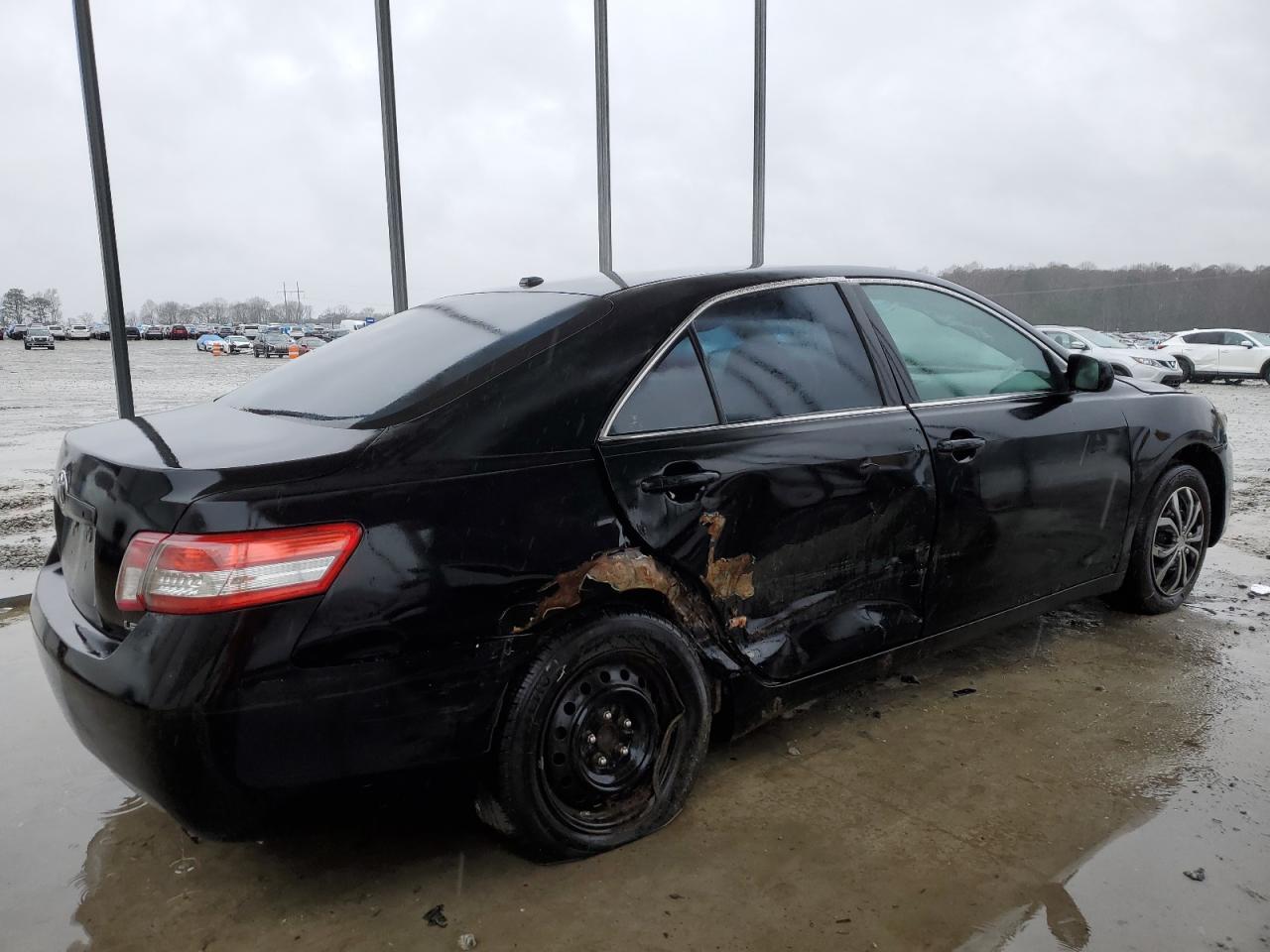2011 Toyota Camry - Image 3