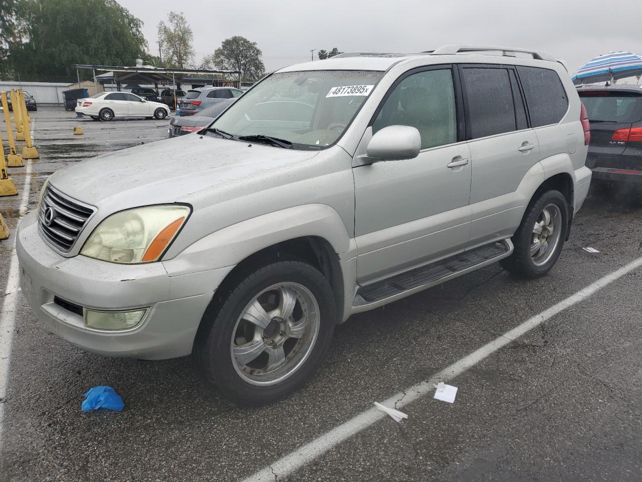 2004 Lexus GX - Image 1