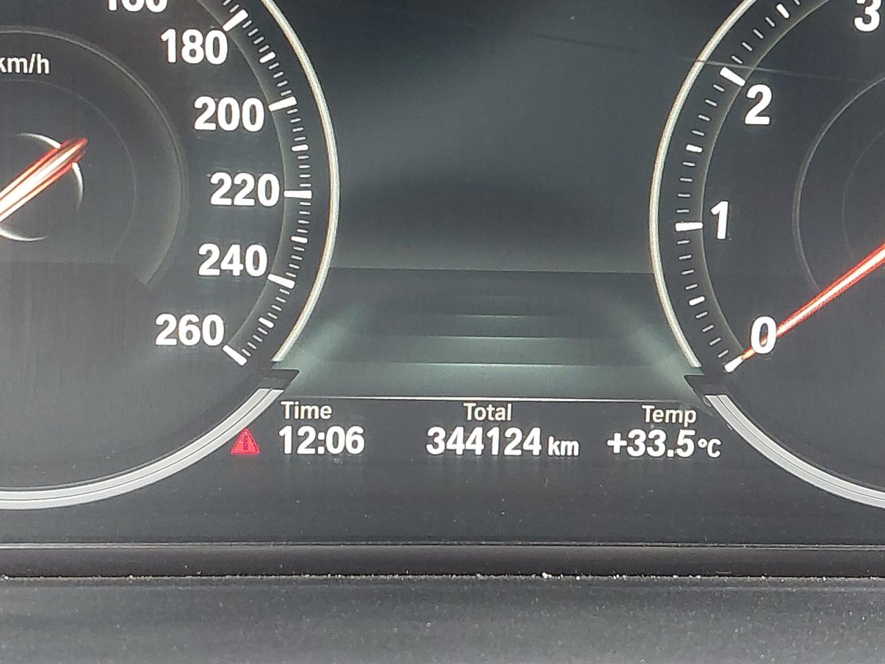 WBA5A3109ED739769 - 2014 Bmw 5 SERIES - #undefined