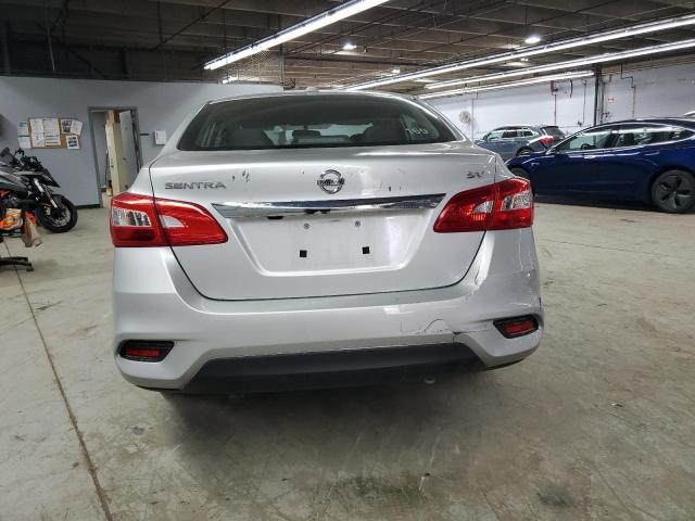  NISSAN SENTRA 2018 Silver
